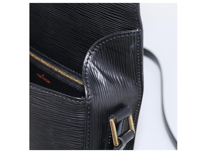 Saint-Cloud LOUIS VUITTON Epi Saint Cloud GM Shoulder Bag Black M52192 LV - vista 22