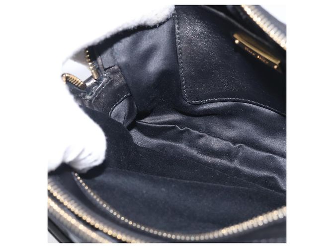 Miu Miu Matelasse Shoulder Bag Leather 2way Black Gold - vista 20