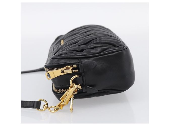 Miu Miu Matelasse Shoulder Bag Leather 2way Black Gold - vista 3