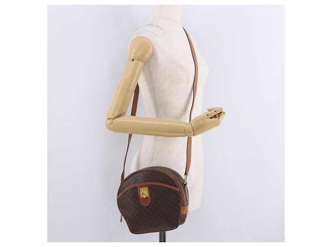 Céline CELINE Macadam Canvas Shoulder Bag PVC Leather Brown Gold - vista 25