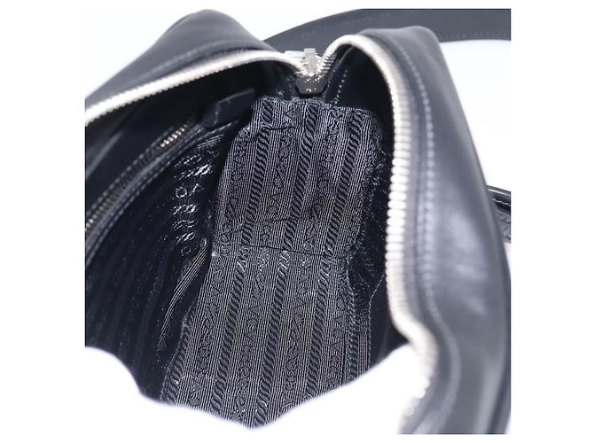 PRADA Shoulder Bag Leather Black Silver - vista 18