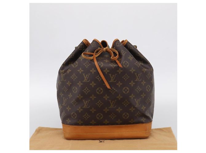 LOUIS VUITTON Monogram Noe Shoulder Bag M42224 LV - vista 12
