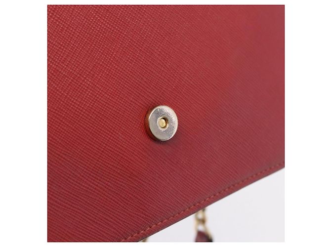 PRADA Chain Shoulder Bag Safiano leather Red Gold - vista 23