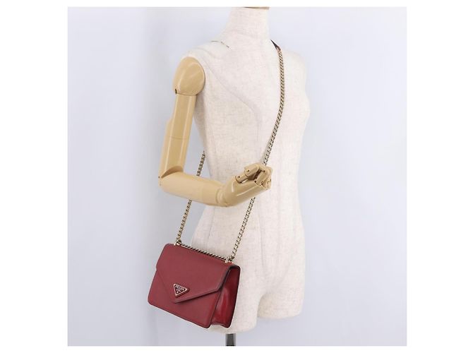 PRADA Chain Shoulder Bag Safiano leather Red Gold - vista 28