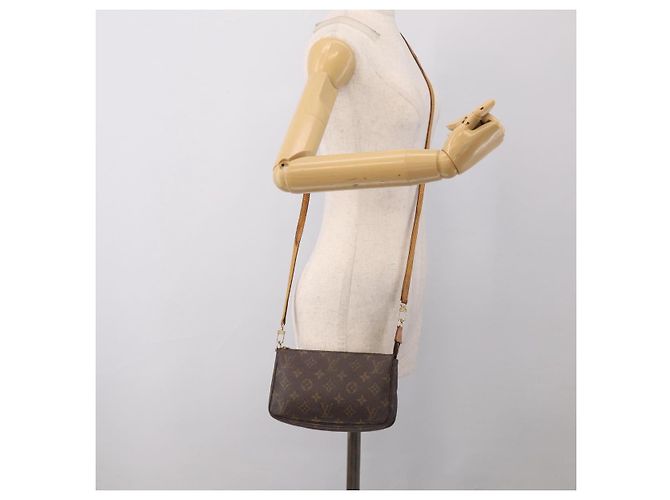 LOUIS VUITTON Monogram Pochette Accessoires Pouch M51980 LV - vista 24