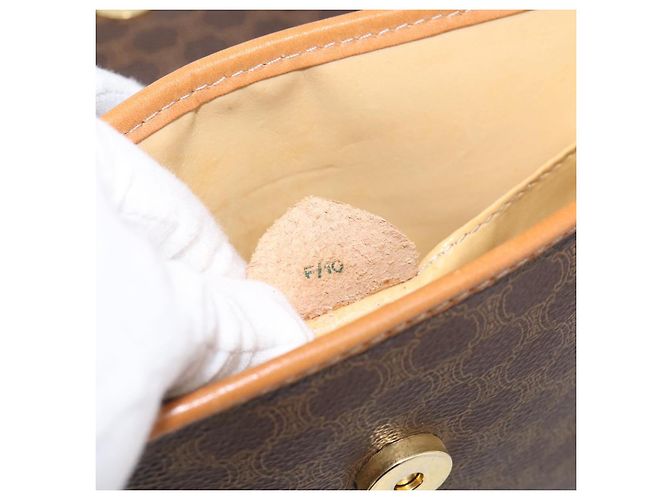 Céline CELINE Macadam Canvas Shoulder Bag PVC Leather Brown Gold - vista 22