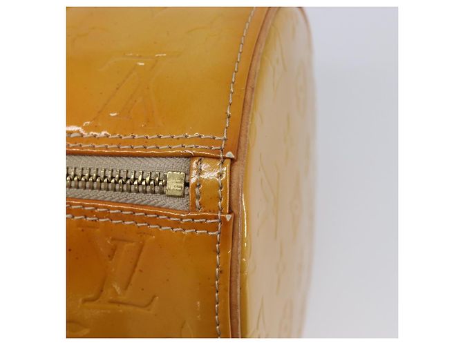 LOUIS VUITTON Monogram Vernis Bedford Hand Bag Beige M91006 LV - vue 16