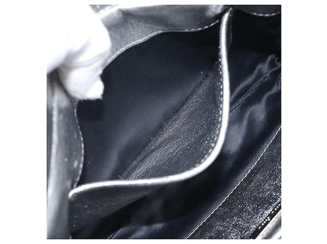Miu Miu Matelassé Schultertasche Leder Silver - Ansicht 22