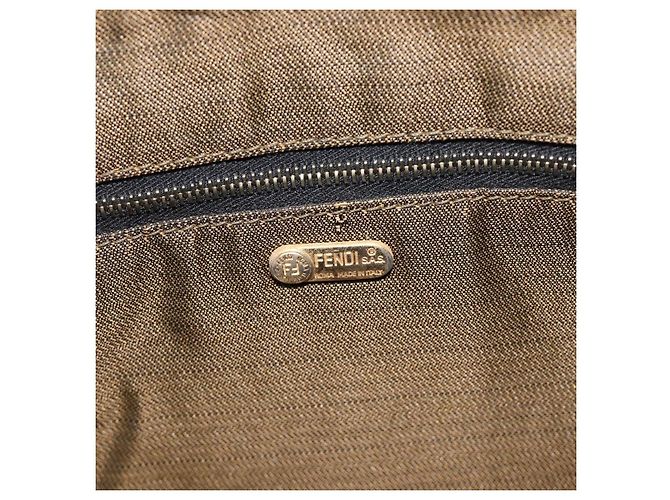 FENDI Zucca Canvas Vanity Cosmetic Pouch Brown Gold Tone - vista 20