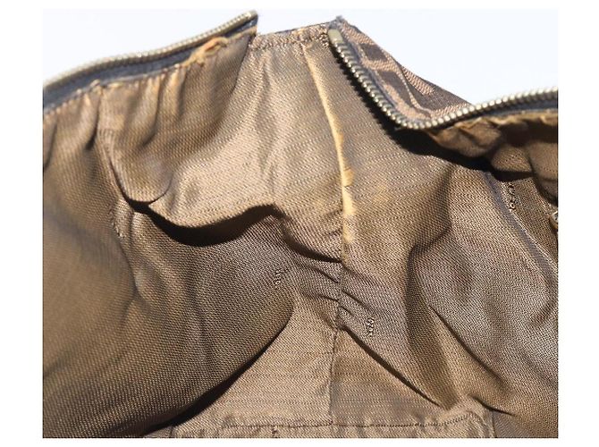 FENDI Zucca Canvas Vanity Cosmetic Pouch Brown Gold Tone - vista 22