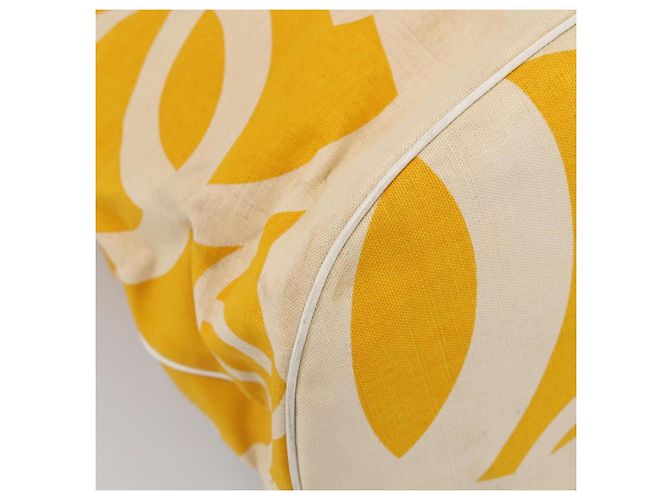 CHANEL Drawstring Chain Shoulder Bag Canvas Yellow Gold Tone CC - vista 11