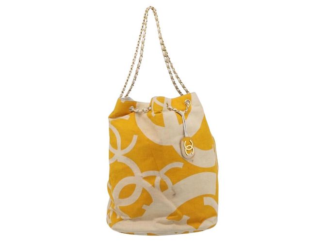 CHANEL Drawstring Chain Shoulder Bag Canvas Yellow Gold Tone CC - vista 2