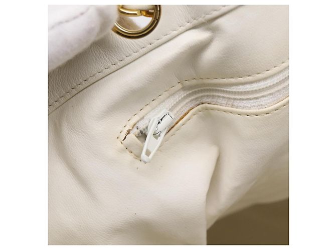 CHANEL Drawstring Chain Shoulder Bag Canvas Yellow Gold Tone CC - vista 21