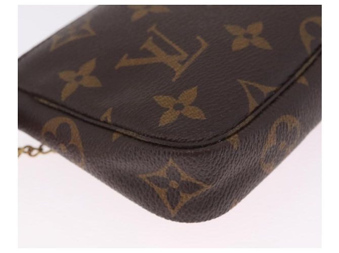 LOUIS VUITTON Monogram Giraffe Mini Pochette Accessoires M62087 - vista 17