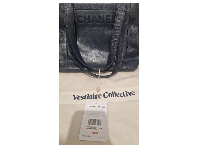 Chanel Tote Bag Leather Navy Blue - view 2