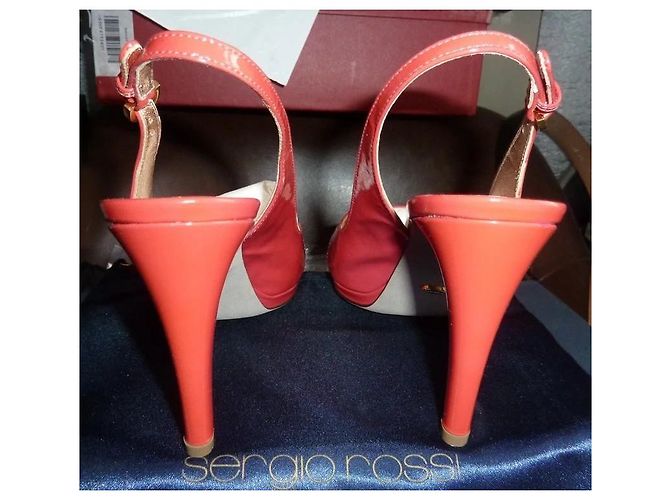Sergio Rossi Sandales Slingback Vernis Rouge - vue 3