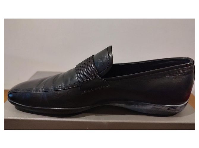 Prada schwarze Leder-Loafer - Ansicht 6