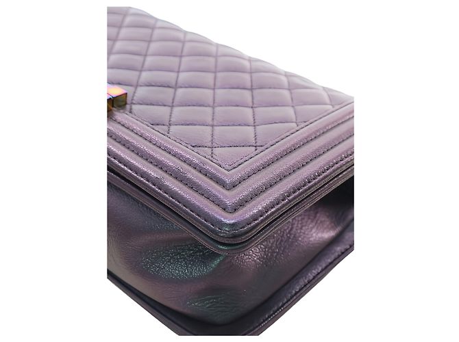 Chanel Purple Old Medium Quilted Iridescent Goatskin Rainbow Hardware Boy Flap - vista 10