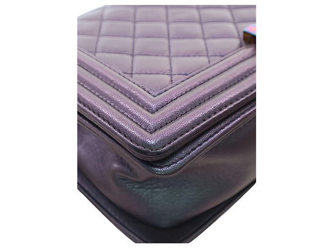 Chanel Purple Old Medium Quilted Iridescent Goatskin Rainbow Hardware Boy Flap - vista 9