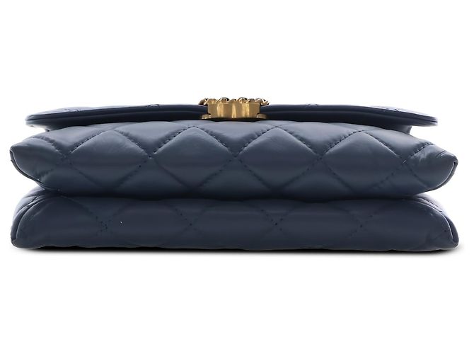 Chanel Blue Medium Quilted Calfskin 19 Flap - vista 3