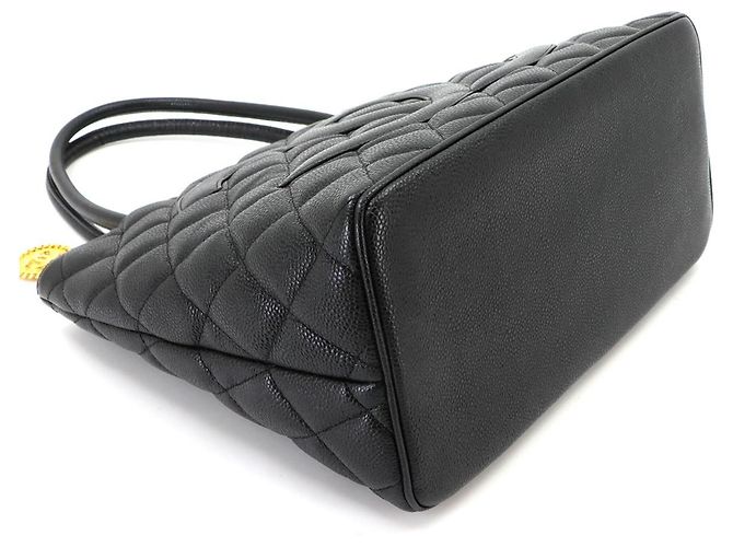 Borsa Tote Chanel Medallion in pelle di vitello granulata nera - vista 6
