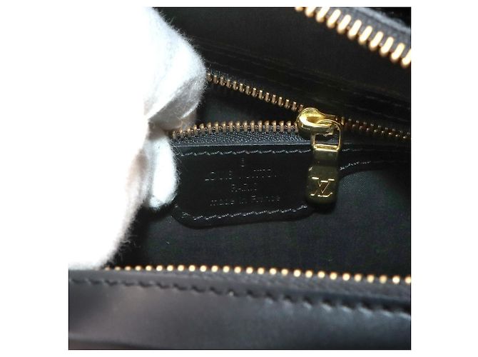 Bolsa de mão Louis Vuitton Figari PM em couro Epi - vista 8