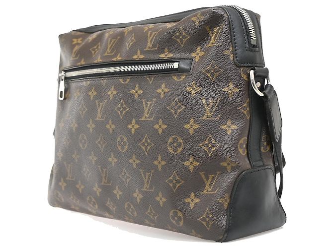 Louis Vuitton Torres Macassar Monogram Canvas GM - vista 3