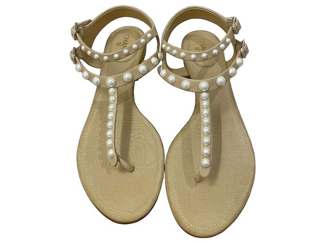 Sandali bassi Chanel decorati con perle - vista 2
