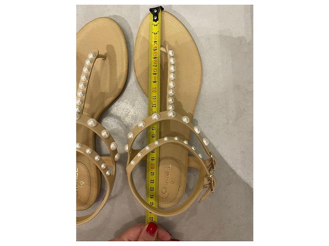 Sandali bassi Chanel decorati con perle - vista 6