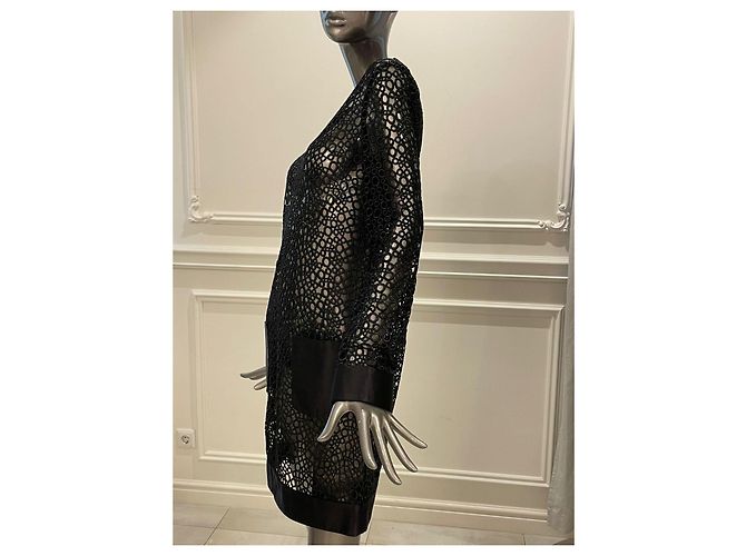 Tom Ford Kleid aus schwarzer Spitze mit Taschen - Ansicht 6