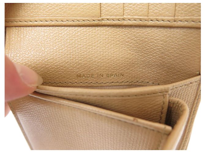 CARTERA CHANEL COCO BUTTON LOGO CC 2 VUELTAS CUERO BEIGE - vista 9