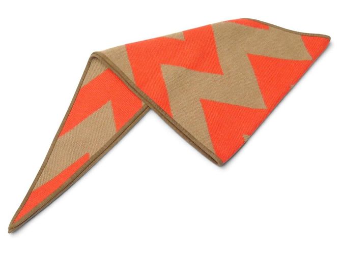 Hermès NEU HERMES CASAQUE CHEVRONS ETOLE TRIANGLE ORANGE CAMEL SHAWL SCARF - Ansicht 4