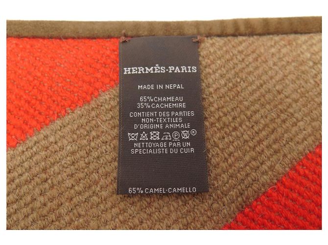 Hermès NEU HERMES CASAQUE CHEVRONS ETOLE TRIANGLE ORANGE CAMEL SHAWL SCARF - Ansicht 7