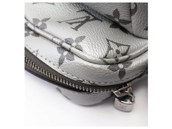 Louis Vuitton Monogram Silver Messenger PM Reflect Messenger PM Monogram Shoulder Bag - vista 8