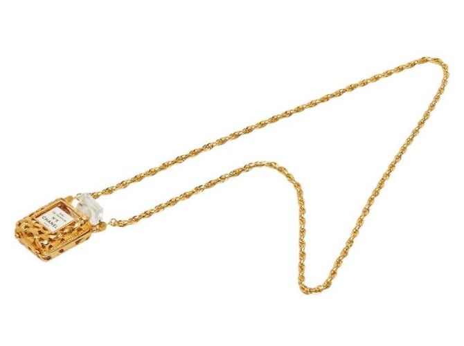 Collana con ciondolo a catena a forma di flacone di profumo Chanel N5 - vista 5