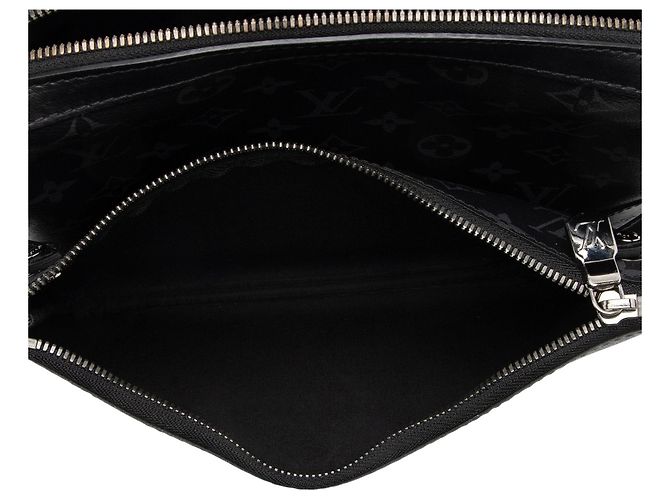 Louis Vuitton Reverse Monogram Eclipse Trio Messenger - vista 7