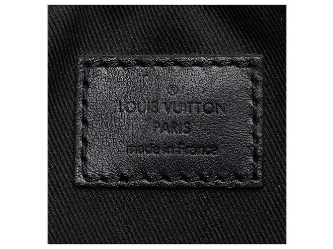 Louis Vuitton Reverse Monogram Eclipse Trio Messenger - vista 8