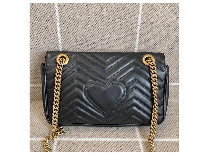 Gucci Marmont 26 - vista 2