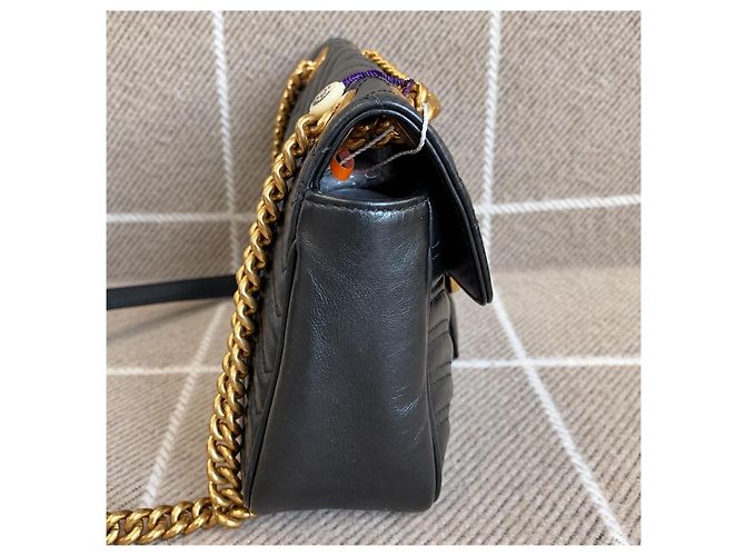 Gucci Marmont 26 - vista 3