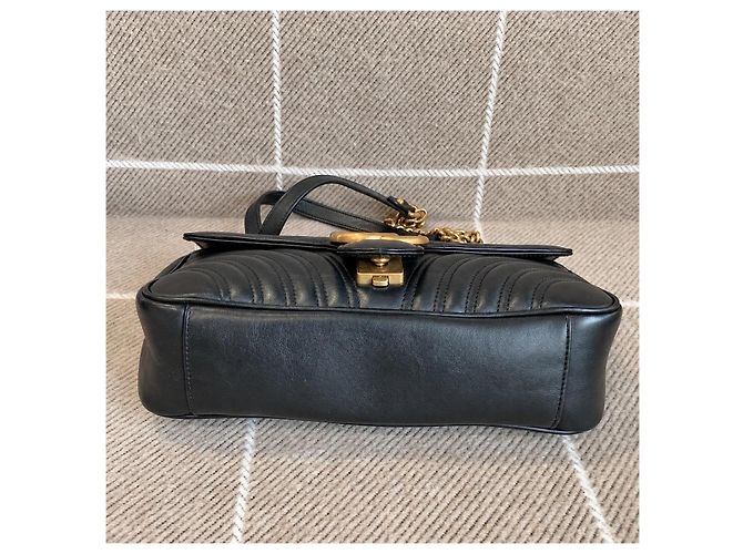 Gucci Marmont 26 - vista 5