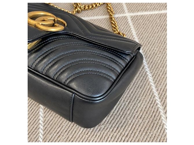 Gucci Marmont 26 - vista 6