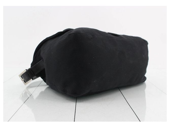 Fendi Tasche aus schwarzem Canvas - Ansicht 5