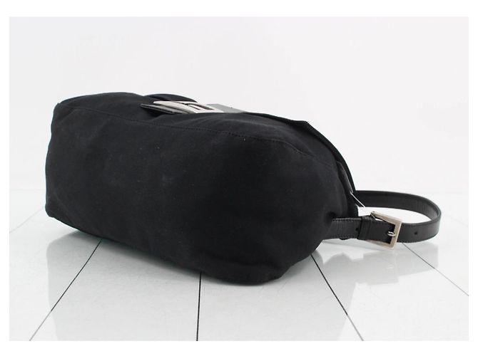 Fendi Tasche aus schwarzem Canvas - Ansicht 6