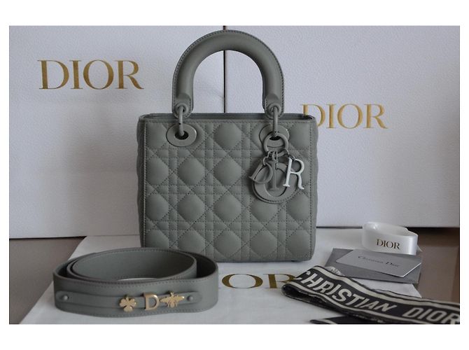 Christian Dior Borsa Lady Dior Small in pelle grigia - vista 2