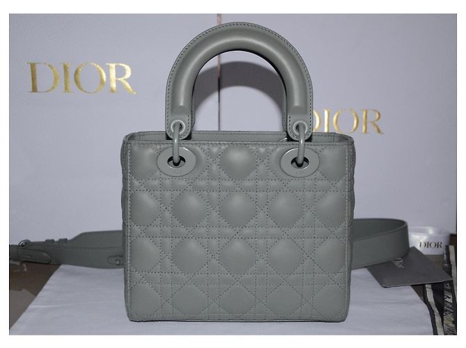 Christian Dior Borsa Lady Dior Small in pelle grigia - vista 4