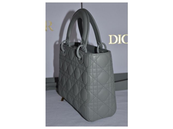 Christian Dior Borsa Lady Dior Small in pelle grigia - vista 5