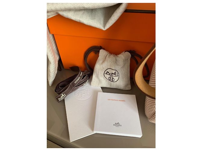 Hermès Herbag 31 en Toile et Cuir - vue 12