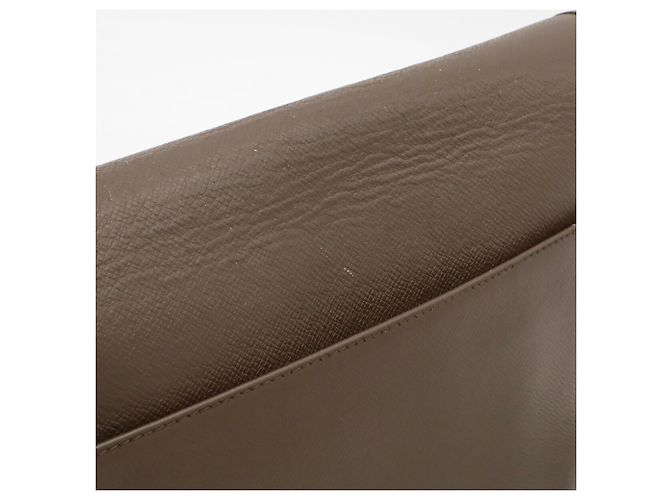 Sac à épaule Louis Vuitton Taiga Andrei - vue 9