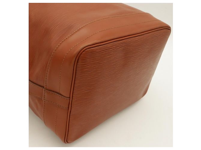 Borsa a tracolla Louis Vuitton Epi Noe - vista 4