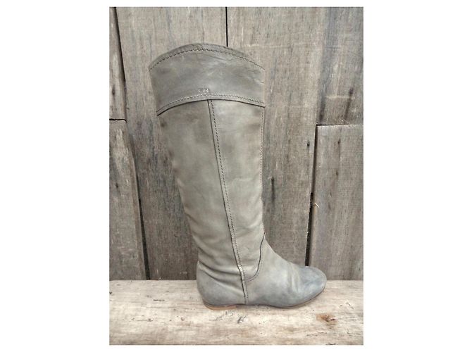 Chloé Botas altas em couro cinza - vista 2
